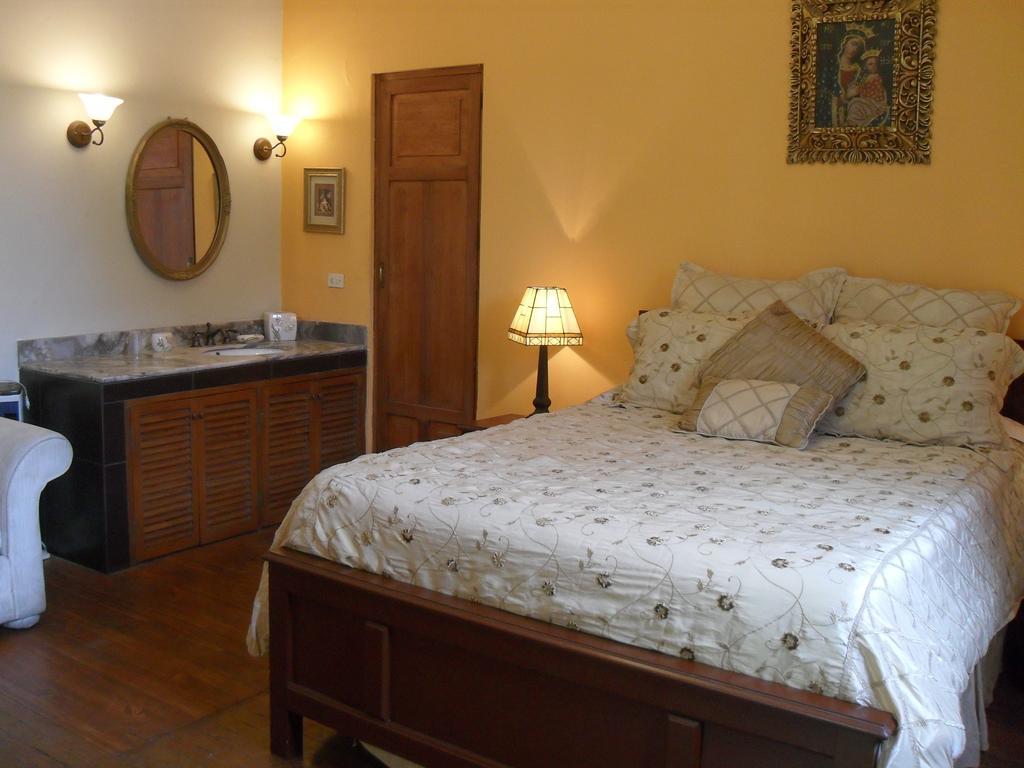 Residencial Miraflores B&B Λίμα Δωμάτιο φωτογραφία