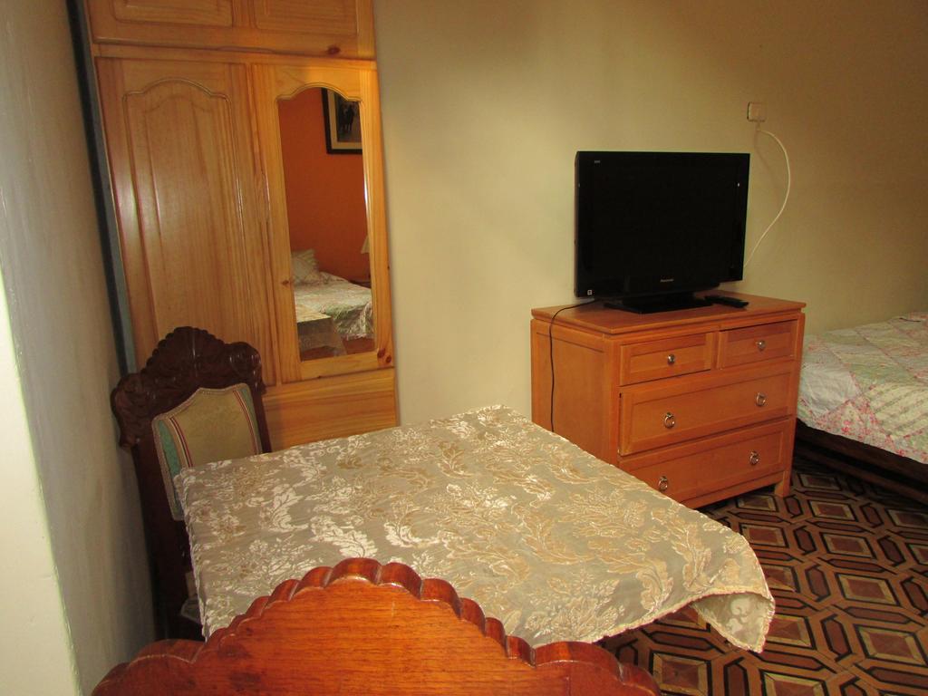 Residencial Miraflores B&B Λίμα Δωμάτιο φωτογραφία